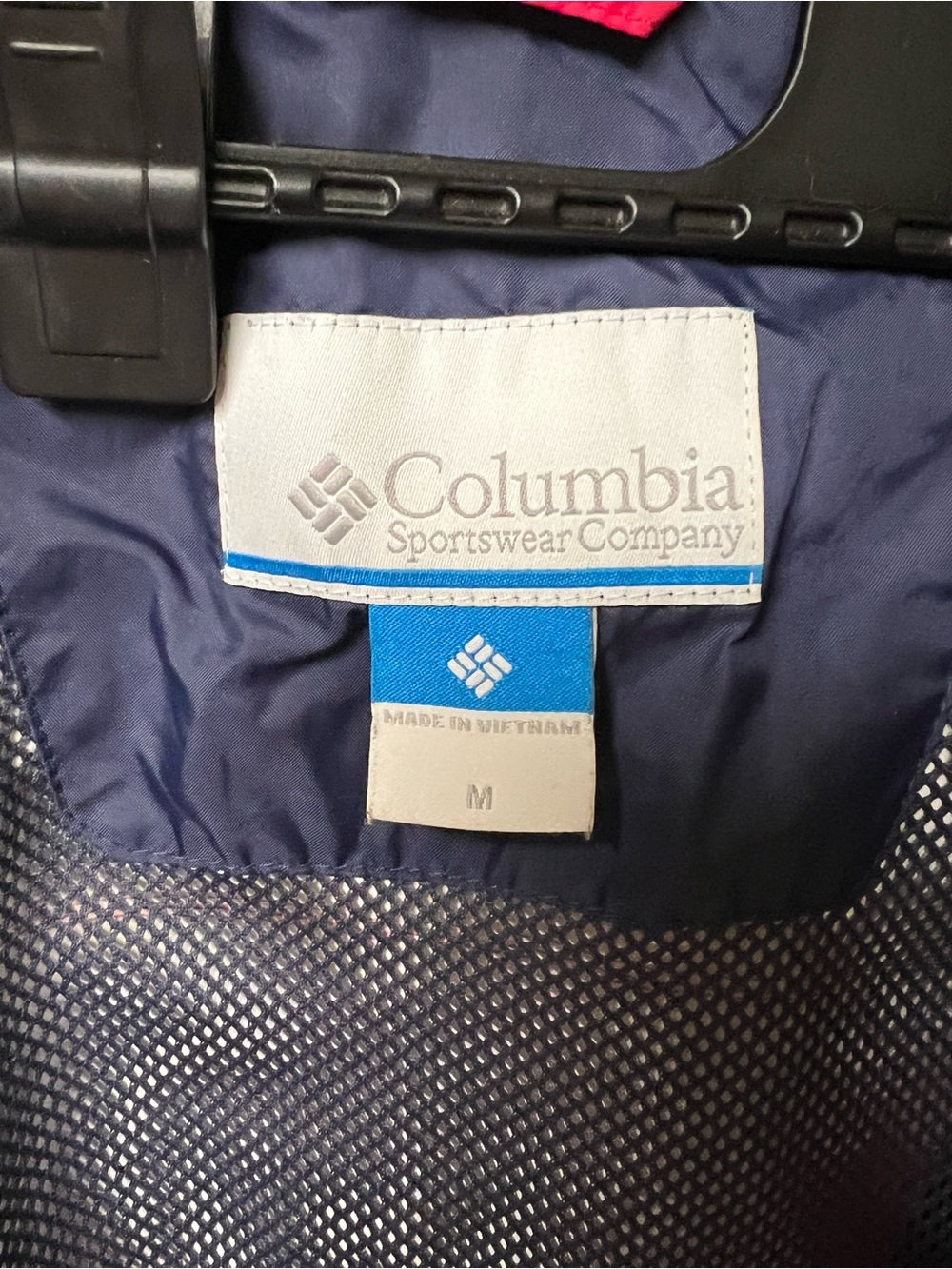 Columbia Women's Bright Pink Hooded Waterproof Jacket - Picture 6 of 6